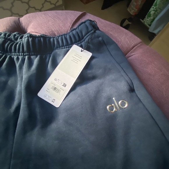 ALO Yoga Accolade Navy Sweatpants - Jogging - M - Picture 5 of 7